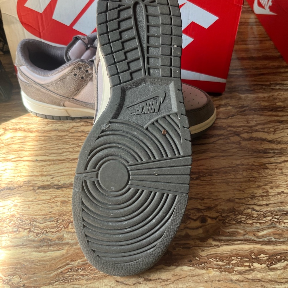Nike Dunk Low SE “Platinum Violet Cavestone” - Picture 6 of 7